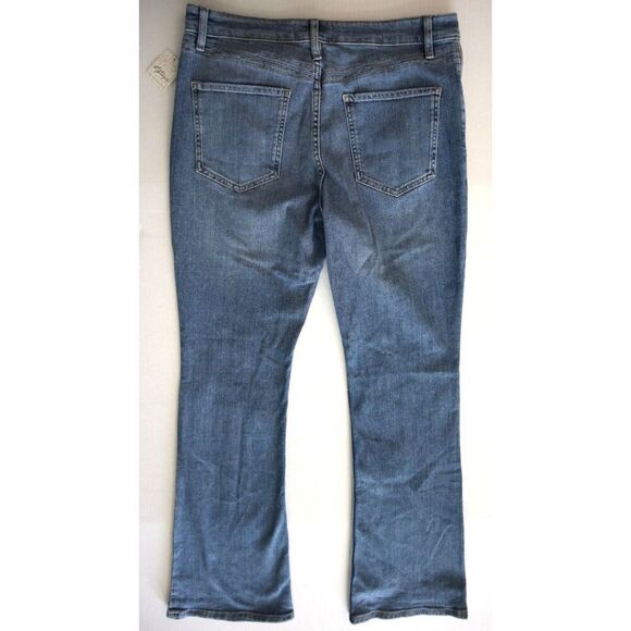 Free People OB1417516 Women's Sz 32 Vintage Indigo Carmen Flare Denim Jeans - Picture 2 of 9